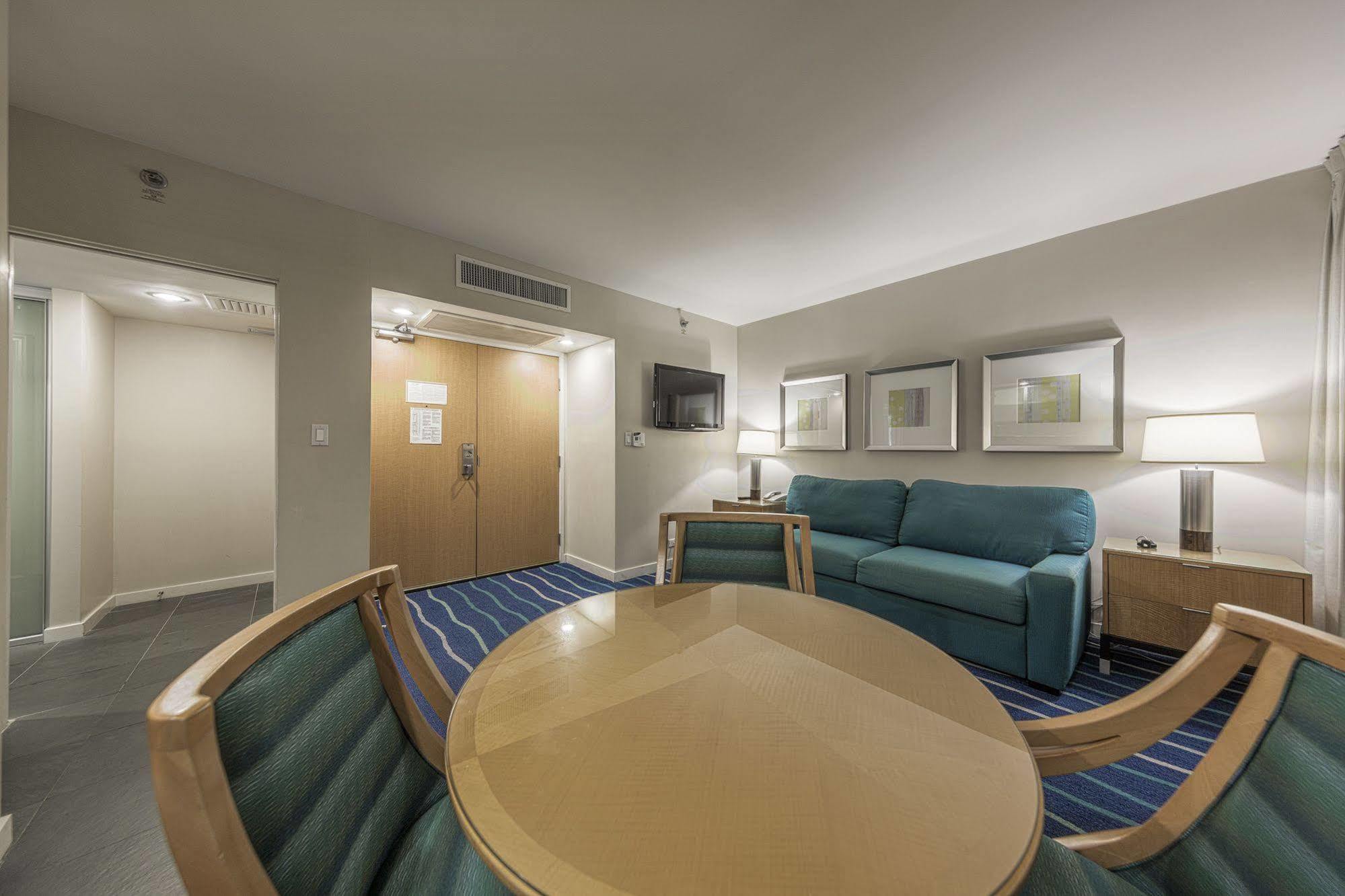 Ala Moana Hotelcondo By Luana Vacation Rental โฮโนลูลู ภายนอก รูปภาพ
